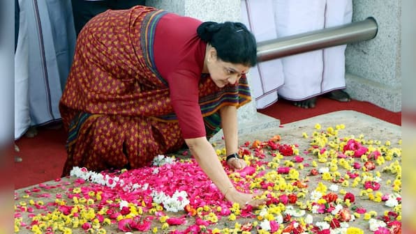 Sasikala in prison: Is 124 greater than 10? Answer to this will determine Tamil Nadu's future
