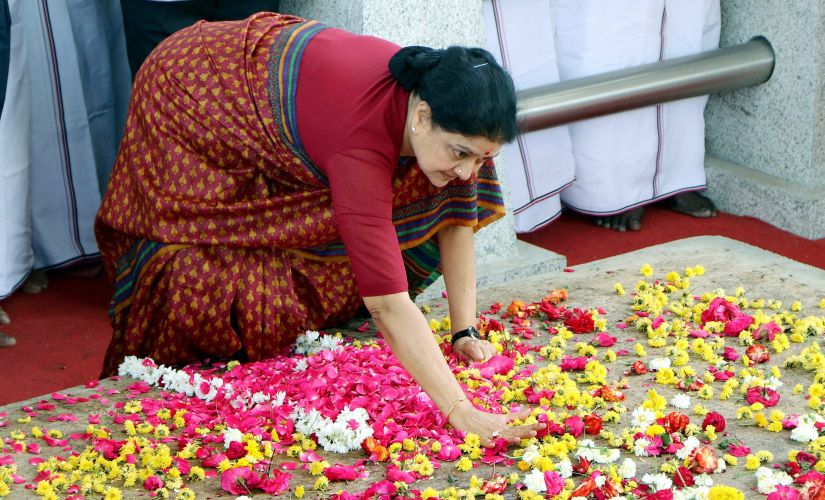 Sasikala in prison: Is 124 greater than 10? Answer to this will determine Tamil Nadu's future Sasikala in prison: Is 124 greater than 10? Answer to this will determine Tamil Nadu's future