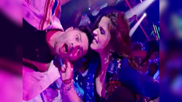 Tamma Tamma Again: Varun-Alia step into Sanjay-Madhuri's dancing shoes with authority