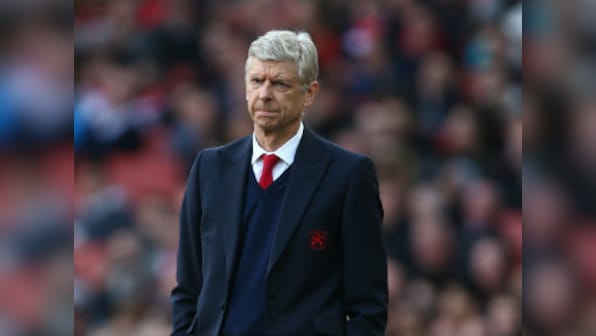 Premier League: Arsenal boss Arsene Wenger denies Paris Saint-Germain offer, says it is 'fake news'