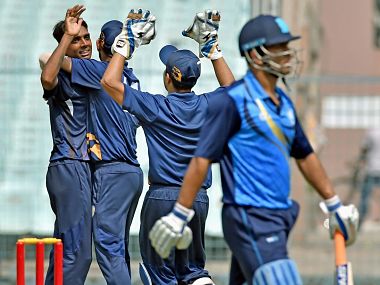 Vijay Hazare Trophy: MS Dhoni speaks to Eden Gardens curator after 20 wickets in 52.4 overs Vijay Hazare Trophy: MS Dhoni speaks to Eden Gardens curator after 20 wickets in 52.4 overs