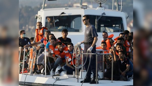 Italian Coast Guard rescue 3,000 migrants in Strait of Sicily