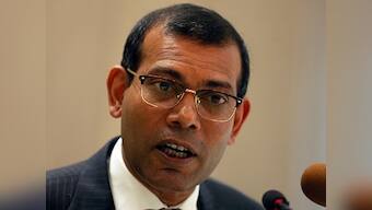 Maldives: Troops evict opposition MPs from parliament amid failed attempt to impeach speaker