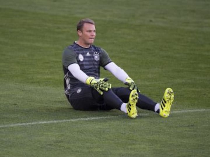 International friendlies: Manuel Neuer's injury struggle not worrying Germany coach Joachim Loew