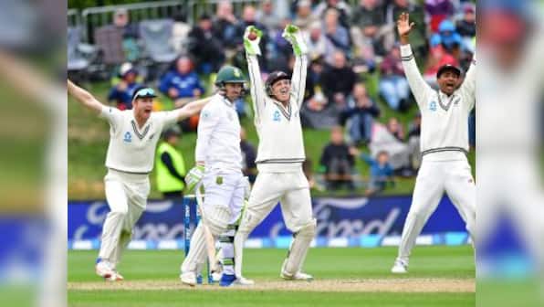 New Zealand vs South Africa: Hosts stay alive with Dean Elgar's wicket but rain could play spoilsport