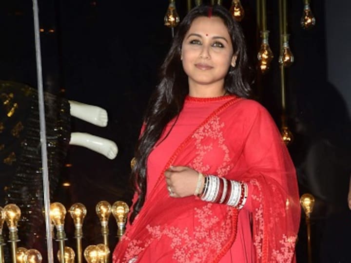 Rani Mukherjee speaks about daughter Adira, future film 'Hichki' in FB live before birthday