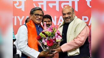 SM Krishna's defection to BJP may mark beginning of exodus for Congress in poll-bound Karnataka