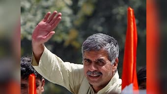 Congress leader Sandeep Dikshit calls Bipin Rawat 'sadak ka goonda'; BJP demands apology from Sonia Gandhi
