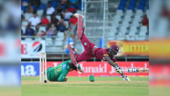 West Indies vs Pakistan: Ahmed Shehzad suffers nasty injury after colliding with Chadwick Walton in 2nd T20I