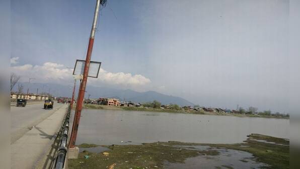 Jammu and Kashmir govt should be prepared for floods as the huge winter snowfall begins to melt