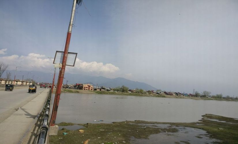Jammu and Kashmir govt should be prepared for floods as the huge winter snowfall begins to melt Jammu and Kashmir govt should be prepared for floods as the huge winter snowfall begins to melt