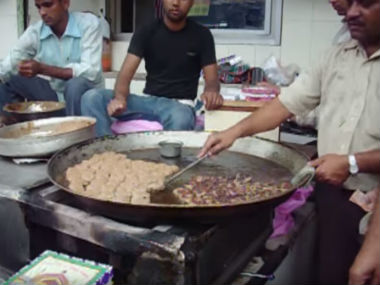 Yogi Adityanath's slaughterhouse ban forces Lucknow's iconic Tunday Kababi to serve kebabs sans beef Yogi Adityanath's slaughterhouse ban forces Lucknow's iconic Tunday Kababi to serve kebabs sans beef