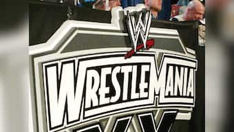 Becky Lynch announces pregnancy, gives up WWE Raw Women's championship title