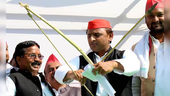 UP Election 2017: EC issues showcause notice to Akhilesh for bribery remark