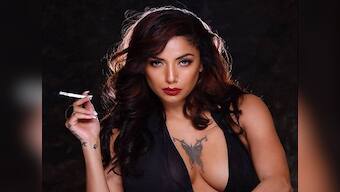 Diandra Soares hits back at her body shamers: 'Love your curves, flaunt them'