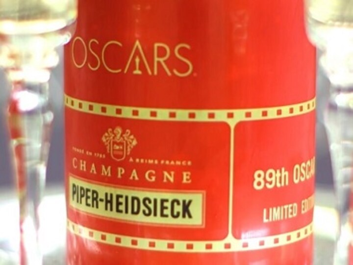 Oscars 2017: Smoked salmon Oscars, gold potatoes with caviar, see what the stars dined on