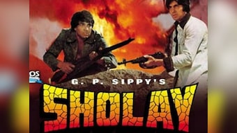 Holi 2017: Silsila, Sholay, and other Bollywood films to watch