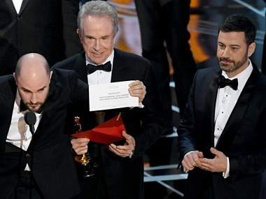 Oscars 2017 goof-up: Two accountants responsible won't attend the ceremony again Oscars 2017 goof-up: Two accountants responsible won't attend the ceremony again