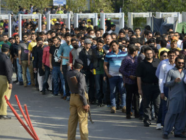 PSL 2017: PCB orders inquiry into spectator entering Peshawar Zalmi dressing room before final PSL 2017: PCB orders inquiry into spectator entering Peshawar Zalmi dressing room before final