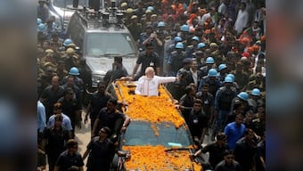 UP Election 2017: Narendra Modi offers prayers at Kashi Vishwanath temple