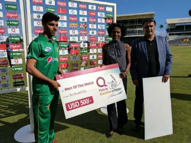 Shadab Khan receiving the Man of the Match award after the 1st T20I against West Indies. Image courtesy: Twitter/@TheRealPCB