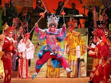 Hong Kong: Exploring the spectacular city