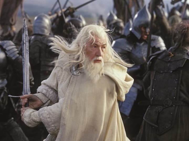 Ian Mckellen reveals he was offered Dumbledore's role; explains why he refused