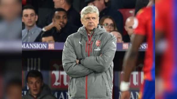 Premier League: Arsene Wenger says manner of Arsenal's defeat 'worrying and disappointing'