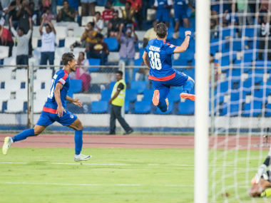 I-League 2017: Bengaluru FC deal blow to Aizawl FC's title charge with injury-time goal I-League 2017: Bengaluru FC deal blow to Aizawl FC's title charge with injury-time goal