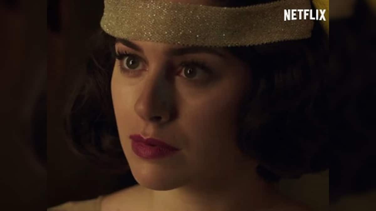 Watch Cable Girls trailer tells story of four feminist switchboard