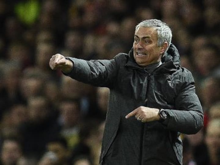 Premier League: Luke Shaw used my brain during the game against Everton, says Jose Mourinho