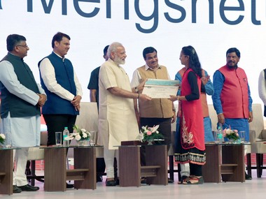 Lucky Grahak: Mobile EMI fetches Rs 1-cr bonanza for student from Maharashtra Lucky Grahak: Mobile EMI fetches Rs 1-cr bonanza for student from Maharashtra