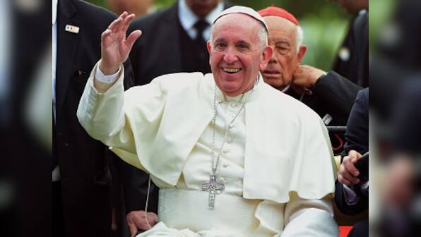 Rome: Pope Francis opens free launderette for homeless