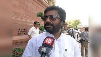 Shiv Sena denies Lok Sabha ticket to sitting MP Ravindra Gaikwad who slapped Air India staffer with slipper in 2017