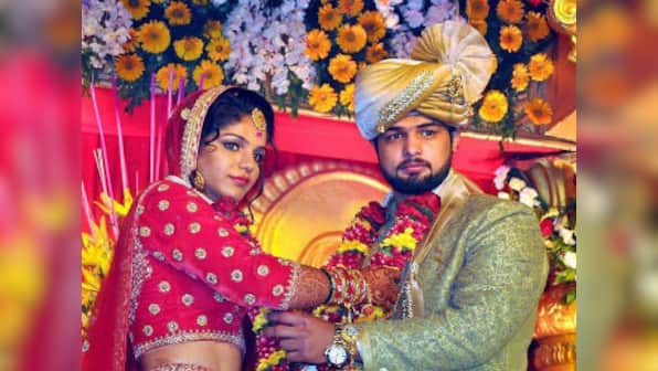 Olympic bronze medallist Sakshi Malik ties the knot with Satyawart Kadian
