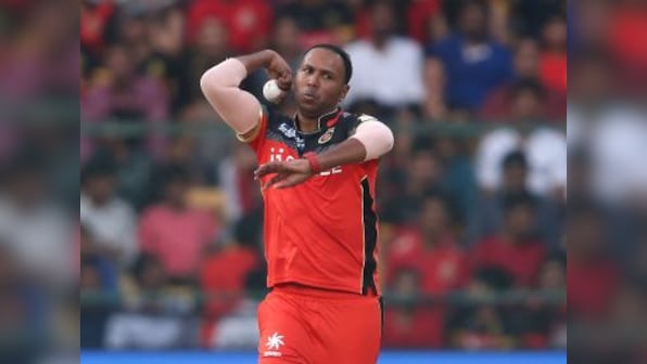 IPL 2017: Samuel Badree's pedigree with the new ball gives RCB a top notch option in powerplays