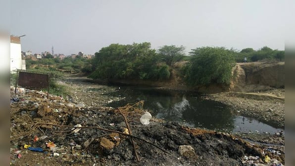 MCD Election 2017: Parties have used Delhi's Sangam Vihar but have all failed to tackle its problems