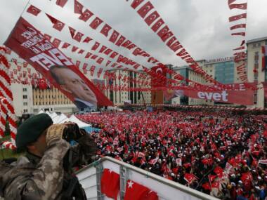 Donald Trump congratulates Recep Tayyip Erdogan after contentious Turkey referendum win