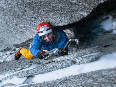 Swiss climber Ueli Steck known for pioneering new routes dies on Mt Everest Swiss climber Ueli Steck known for pioneering new routes dies on Mt Everest