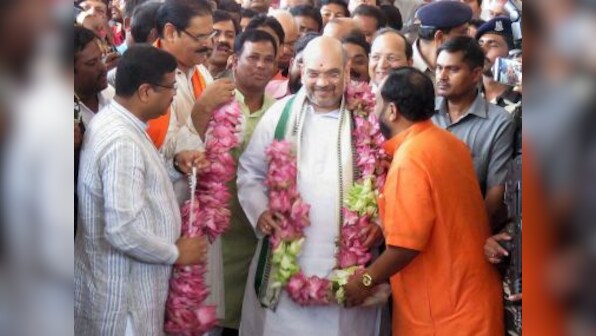 BJP National Executive Meet today: Amit Shah in Bhubaneshwar gets 2 lotus garlands, one tagged with 21, another 147
