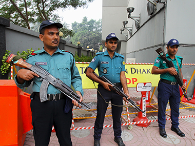Bangladesh: Bomb making chemicals found at militant hideout in Jhenaidah Bangladesh: Bomb making chemicals found at militant hideout in Jhenaidah
