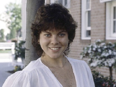 Erin Moran, former child star who played Joanie Cunningham in Happy Days, dies at 56 Erin Moran, former child star who played Joanie Cunningham in Happy Days, dies at 56