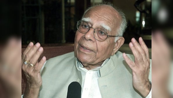 Defamation case: Ram Jethmalani slams Arun Jaitley, promises to fight 'poor' Arvind Kejriwal's case pro bono