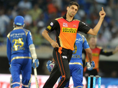 IPL 2017: Sunrisers Hyderabad's Ashish Nehra ruled out for rest of season due to injury, says Tom Moody IPL 2017: Sunrisers Hyderabad's Ashish Nehra ruled out for rest of season due to injury, says Tom Moody