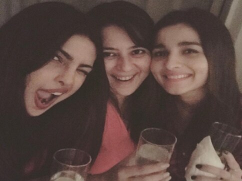 Priyanka Chopra throws homecoming bash; Alia Bhatt, Sidharth Malhotra, Arjun Kapoor spotted Priyanka Chopra throws homecoming bash; Alia Bhatt, Sidharth Malhotra, Arjun Kapoor spotted