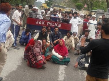 Many sat in protest after the family was attacked in Reasi by gaurakshaks. Image courtesy: Ishfaq Naseem