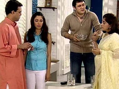 Sarabhai Vs Sarabhai: Rosesh recites a poem, characters talk about show in latest preview Sarabhai Vs Sarabhai: Rosesh recites a poem, characters talk about show in latest preview