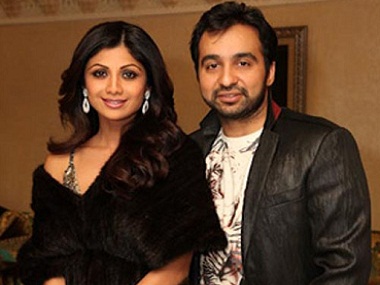 Shilpa Shetty and Raj Kundra have been implicated in a cheating case Shilpa Shetty and Raj Kundra have been implicated in a cheating case