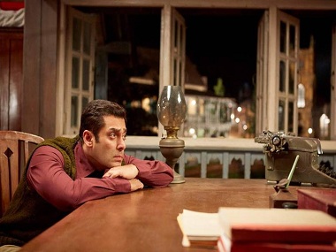 Tubelight gets a thumbs up from Salman Khan's father Salim Khan, for its 'raw' copy Tubelight gets a thumbs up from Salman Khan's father Salim Khan, for its 'raw' copy