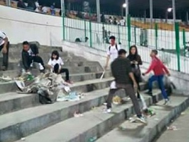 I-League 2017: Aizawl FC fans clean Shillong stadium post historic win; earn praise on social media I-League 2017: Aizawl FC fans clean Shillong stadium post historic win; earn praise on social media